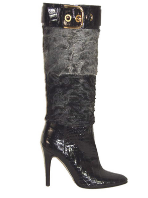 First Class Fashionista would like to invite you to shop: Discount Designer Clothes Discount Designer Shoes Discount Designer Handbags *BOOKMARK THIS SITE for Updates* Celebrity Fashionista Dolce and Gabbana &nbsp;...