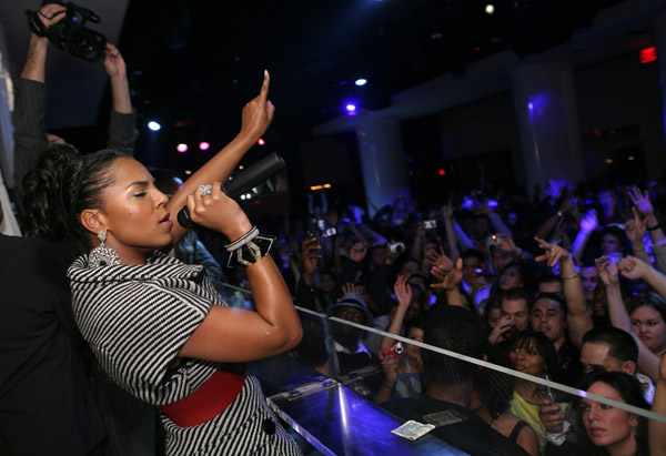 ashanti at pure nightclub