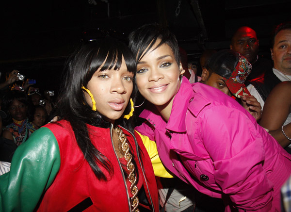 FirstClassFashionista would like to invite you to shop: DesignerClothes@FirstClassFashionistaDesignerShoes@FirstClassFashionistaDesignerHandbags@FirstClassFashionista*BOOKMARK THIS SITE* **Check out Beyonce’s upcoming (2008) album single release audio: Beyonce’s New Single “Kick Him Out” Lil Mama