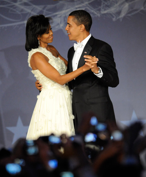 President Obama and First Lady Inaugural Ball Dance Photos First Class Fashionista would like to invite you to shop: Discount Designer Clothes Discount Designer Shoes Discount Designer Handbags *BOOKMARK THIS SITE* Official Celebrity Fashion and Gossip Website Picture Gallery...