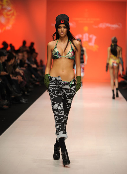 ed-hardys-swim-2009-collection-at-lg-fashion-week5 ed-hardys-swim-2009-collection-at-lg-fashion-week5
