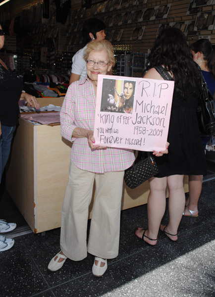 letters-from-fans-to-michael-jackson letters-from-fans-to-michael-jackson