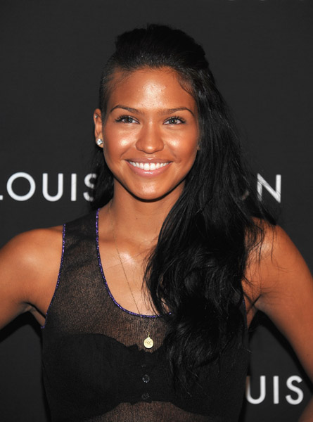 Cassie Goes Bald on One Side in Cassie Goes Bald on One Side in
