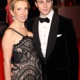 Hollywood Cougar Pregnant by 19-Year-Old Actor | Cougar Tales Hollywood Cougar Tales 43-year-old Hollywood Cougar Sam Taylor-Wood is 7 months pregnant by 19-year-old Kick-Ass star Aaron Johnson. Director Sam Taylor-Wood and Aaron Johnson met on the set of Nowhere...