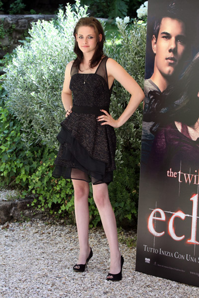 kristen stewart dresses. Kristen Stewart Dresses