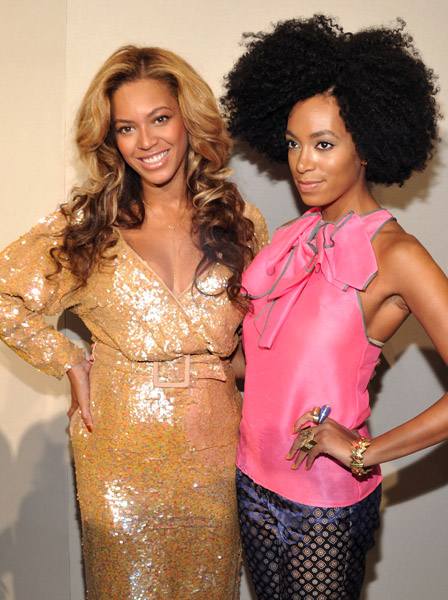Beyonce and Solange Knowles at NYFW Beyonce and Solange Knowles