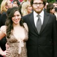 Seth Rogen and Lauren Miller Wedding Details! Seth Rogen Ties The Knot With Longtime Girlfriend Lauren Miller Sorry ladies, Seth Rogen is officially a married man! The 29-year-old actor married his fiancee Lauren Miller at the Kunde...