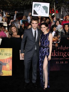 Kristen Stewart Twilight Premiere on Robert Pattinson And Kristen Stewart At Twilight Premiere