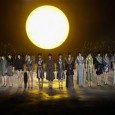 On Thursday, February 14th, Marc Jacobs showed his fall/winter 2013-14 line at New York Fashion Week. This line was chic and sophisticated. Jacobs focused on simplistic silhouettes with fantastic style...